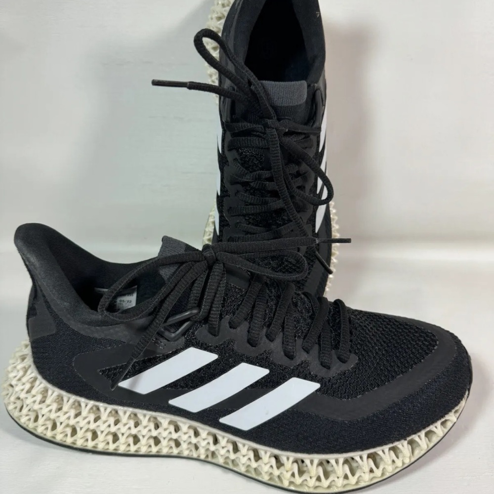 LKNW Adidas 4D FWD 2 Sale  Women's Running Shoes Black White SZ 7